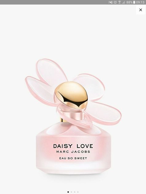 Daisy Love Eau So Sweet, Shifting Help, White Raspberry, Daisy Petals, Living In The Moment, Sweet Perfume, White Iris, Marc Jacobs Daisy, Daisy Love