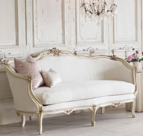 French Style Sofa, Vintage Settee, Latest Sofa Designs, Luxury Furniture Sofa, Vintage Couch, French Sofa, Sofa Inspiration, French Country Living Room, French Style Furniture