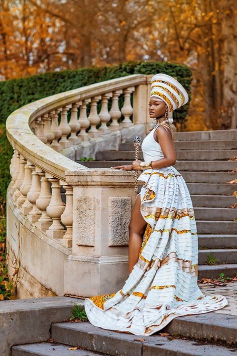 Yellow African Wedding Dress, South Africa Wedding Dress, South African Women Fashion, Angolan Traditional Dress, African Royalty Dresses, Modern Traditional Outfits African, African Royalty Fashion, Traditional African Wedding Dress, Female Ankara Styles