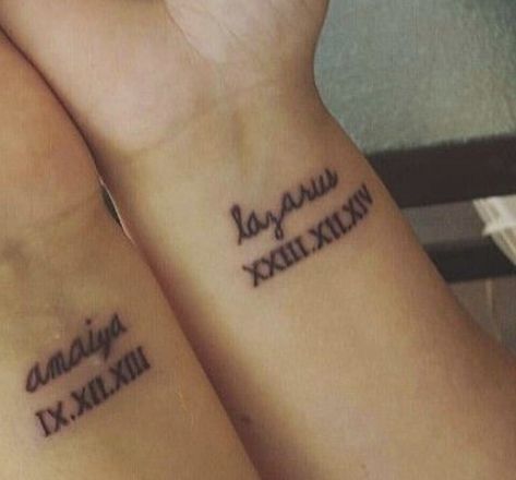 this tattoo with my parents names and birth dates would be cool! Kids Birthdates Tattoo Ideas, Dates Tattoos, Tattoo Designs With Names, Baby Tattoo For Dads, My Name Tattoo, Tattoo Fixers, Matching Family Tattoos, Name Tattoos For Moms, Baby Name Tattoos