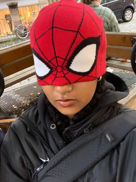 Spiderman Hat, Spider Man Miles, Spider Man Miles Morales, Funky Hats, Men's Beanies, Cute Beanies, Trip Outfits, Street Fashion Men Streetwear, Streetwear Aesthetic