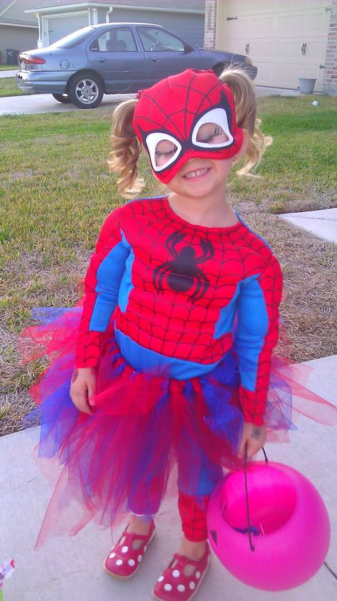 Girl Spiderman Costume, Superhero Costumes Kids, Spider Man Halloween, Spider Man Birthday Party, Spiderman Girl, Spider Man Costume, Halloween Pets, Most Creative Halloween Costumes, Spider Man Birthday