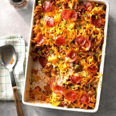 Pizza Casserole With Egg Noodles, Recipe With Egg Noodles, Casserole With Egg Noodles, Pizza Casserole Recipe, Beef Noodle Casserole, Noodle Casserole Recipes, Pizza Casserole, Noodle Casserole, Beef Casserole Recipes