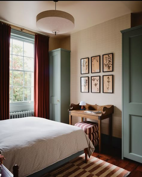 Studio Duggan Bedroom, Cozy London Apartment, English Townhouse Interiors, London Terrace House Interior, Artisan Bedroom, London Townhouse Interior, Terrace House Interior, Young Adult Bedroom, London Bedroom