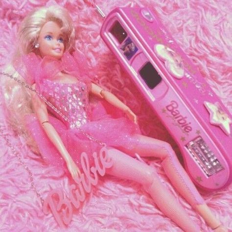 90s Barbie Aesthetic, Barbie Camera, Pink Y2k Aesthetic, Barbie Ballerina, Barbiecore Aesthetic, 90's Toys, 90s Barbie, Barbie Aesthetic, Photo Rose