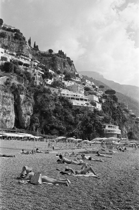 Europe Black And White, Black And White Italy, Italy Black And White, Italian Black And White Photography, Italy Old Photos, Italy Black And White Photography, Italy Pictures, Italy Wall Art, Nostalgic Images