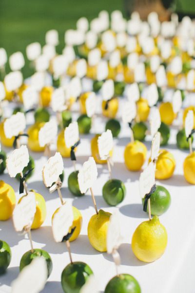 Lemon and lime place cards: http://www.stylemepretty.com/little-black-book-blog/2014/12/11/playful-elegance-in-palm-springs/ | Photography: Onelove - http://www.onelove-photo.com/ Fruit Bouquet Ideas, Yellow Wedding Theme, Citrus Wedding, Mediterranean Wedding, Busy Busy, Wedding Table Plan, בר מצווה, Greek Wedding, Black Book