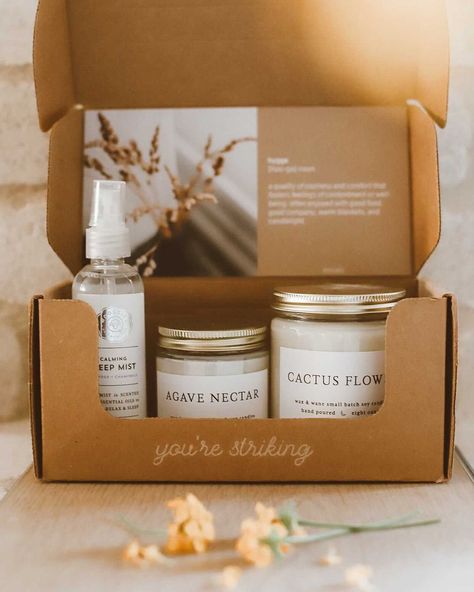 Candle Gift Set Packaging, Candle Subscription Box Ideas, Candle Box Ideas, Candle Boxes Packaging, Candle Subscription Boxes, Candle Marketing Ideas, Candle Packaging Ideas Boxes, Candle Gift Box Ideas, Artisanal Candles