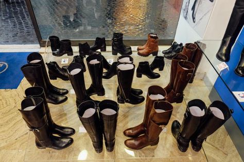 Italian leather boots Italian Leather Boots Women, Italian Boots, I Love Shoes, Italian Leather Boots, Shopping In Italy, Love Is Real, Cold Weather Boots, Italian Women, Leather Boots Women