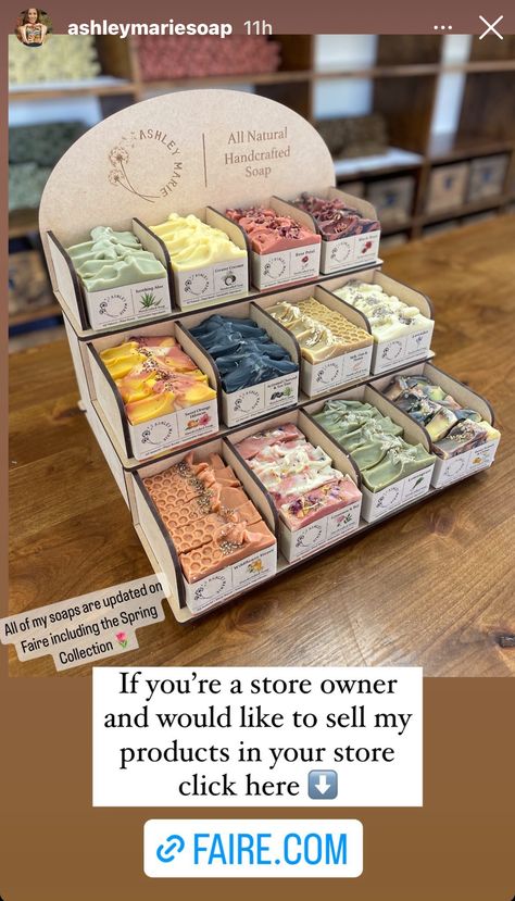 Soap Selling Ideas, How To Display Soaps For Sale, Soap Display Ideas, Artisan Soap Packaging, Small Business Ideas Diy, Soap Packaging Diy, Homemade Soap Bars, Diy Soap Bars, Easy Soap Recipes