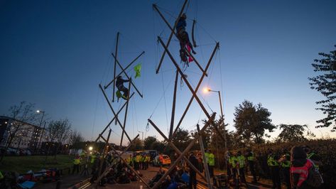 Extinction Rebellion's protest towers that blocked newspaper printers are high-tech architecture and should win the Stirling Prize, argues Phineas Harper. Extinction Rebellion, Architecture Foundation, Museum Of Childhood, Graphic Identity, Protest Posters, Denver Art Museum, Architecture Sketchbook, London Artist, London Zoo