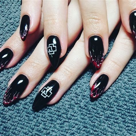 Ice Nine Kills Inspired Nails, Cigarettesaftersex Band Nails, Queen Nails Band, Ghost Band Inspired Nails, Band Nails Design, Heavy Metal Nail Art, Rock Inspired Nails, Metallica Nails Design, Band Nails Rock