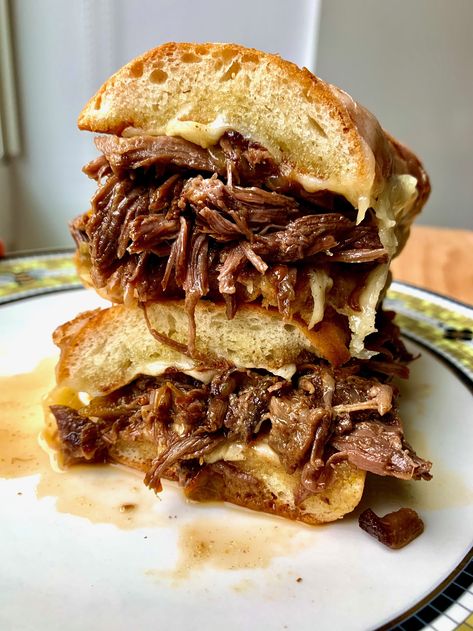 Braised Beef and Provolone Hoagie — Dining by Kelly Hoagie Recipes, Italian Hoagies, Hoagie Sandwiches, Roast Beef Sandwich, Sandwiches Recipes, Philly Style, Sandwhich Recipes, Best Sandwich Recipes, Sub Sandwiches