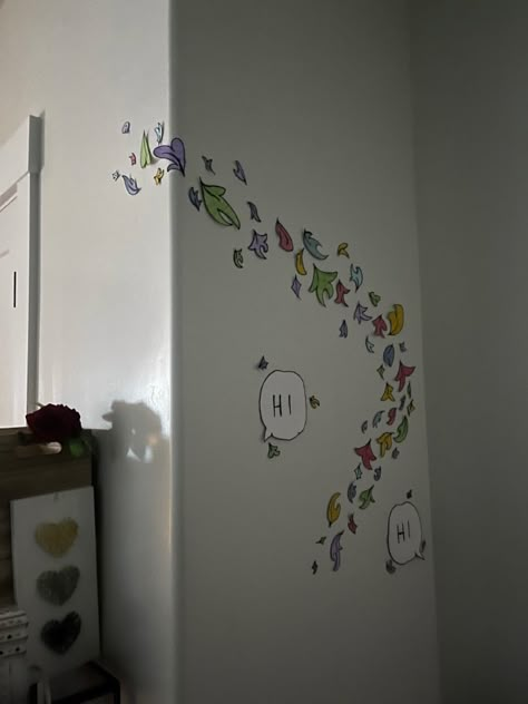 Stickers On Wall Aesthetic, Things To Draw For Your Room Wall, Heartstopper Wall Decoration, Heart Stopper Leaves On Wall, Heartstopper Wall Decor, Heartstopper Leaves Wall Decor, Heartstopper Room Decor Ideas, Heartstopper Room Ideas, Heartstopper Leaves Wall