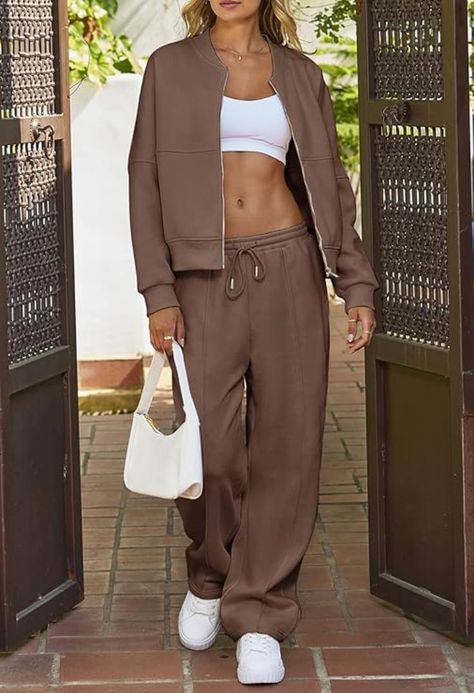 2 piece sweatsuit, fall lounge set, zip up sweatshirt, wide leg sweatpants, women's sweatsuit set, cozy fall outfit, casual sweat set, comfortable lounge wear, women's fall clothing, trendy sweatpants set. Fall Tracksuit, Minimalist Activewear, Sweatpants Outfit Women, Trendy Lounge Wear, Wide Leg Sweatpants Outfit, Women's Athleisure, Trendy Sweatpants, Fall Outfit Casual, Comfortable Lounge