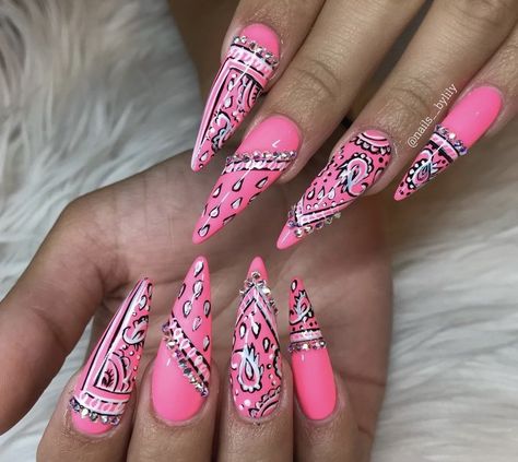 Bandana Nail Designs, Bandana Nail Art, Bandana Nails, Summer Bandana, Lily Nails, Blue Bandana, Nail Art At Home, Nail Art Brushes, Nail Art Ideas