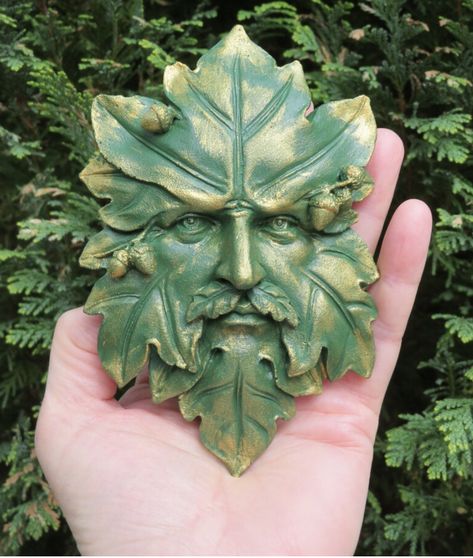 Clay Green Man, Green Man Mask Diy, Green Man Sculpture, Garden Wall Plaque, Succulent Painting, The Green Man, Face Sculpture, Leaf Man, Tree Spirit