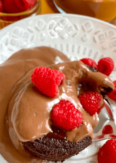 Chocolate Custard Recipe, 20 Minute Meals, Dairy Free Custard, Minecraft Party Ideas, Clean Eating With Kids, Caramel Pudding, Fruit Crumble, Homemade Oatmeal, Chocolate Custard