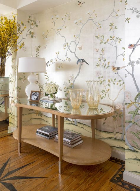 The Grayson Console Table from the Jan Showers Collection looking great in our cerused oak finish, along with beautiful DeGournay wallpaper. Wallpaper Chinoiserie, Gracie Wallpaper, Chinese Wallpaper, Painted Wallpaper, Hand Painted Wallpaper, Silk Wallpaper, Interior Design Boards, New Interior Design, Chinoiserie Wallpaper