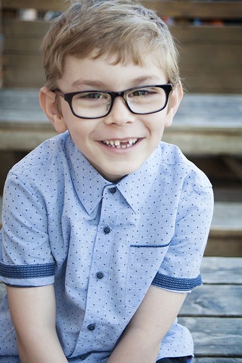 Julian Hilliard Birthday, Real Name, Age, Weight, Height, Family, Contact Details, Girlfriend(s), Bio & More Julian Hilliard, Brown Hair And Brown Eyes, No Children, Honey Brown Hair, Brown Hair Brown Eyes, Cute Stories, Honey Brown, House On A Hill, Glasses Fashion