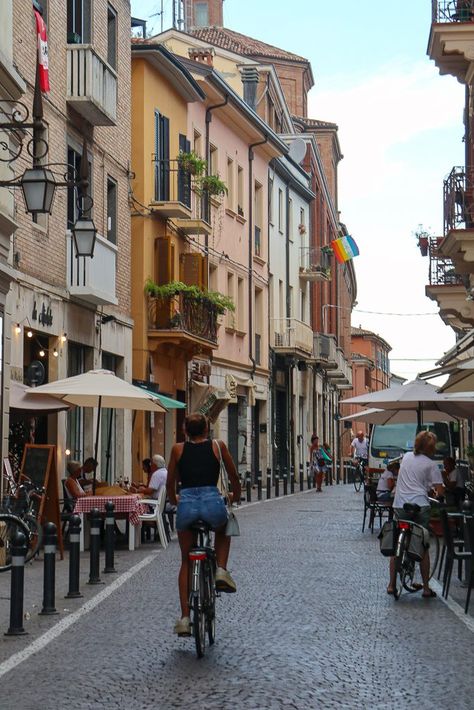 Italy Rimini, Filippo Brunelleschi, Rimini Italy, Italy 2023, Italy Vibes, Holiday 2024, Small Fountains, Italy Summer, City Museum