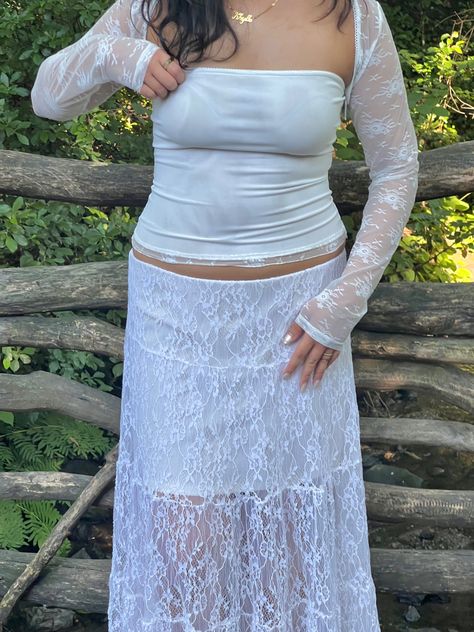 White Lace Outfit, Bolero Top, Tøp Aesthetic, Slim Fit Crop Top, Lace Bolero, Long Sleeve Outfits, Lace Outfit, Fairy Princess, Grey Outfit