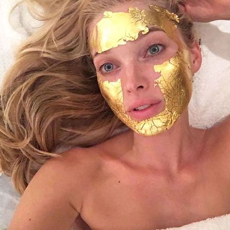 Victoria&apos;s Secret Models&apos; Gold Face Masks, Explained Italian Beauty Secrets, Gold Facial, French Beauty Secrets, Gold Face Mask, Celebrity Beauty Secrets, Gold Mask, Lightening Creams, Gold Face, Elsa Hosk