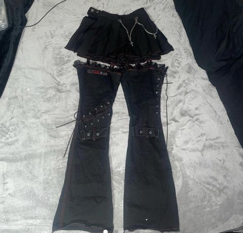 Visual Kei Pants, Alt Pants, Scene Pants, Corset And Jeans, Visual Kei Fashion, Punk Shorts, Alt Clothes, Kei Fashion, Alt Outfits