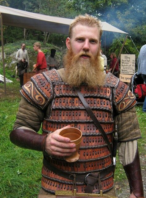 Viking Excalibur Aesthetic, Medieval Reference, Viking Heritage, Lamellar Armor, Armour Ideas, Sca Armor, Medieval Characters, Larp Costumes, Leather Armour