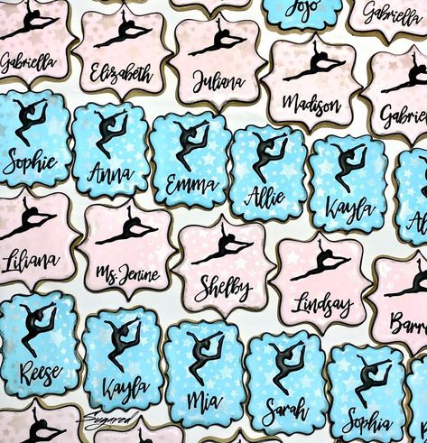 Dance Team Cookies Decorated, Dance Cookies Decorated, Team Snacks, Dance Comp, Dance Themes, Dance Gifts, Cookie Favors, Dance Teams, Girls Party