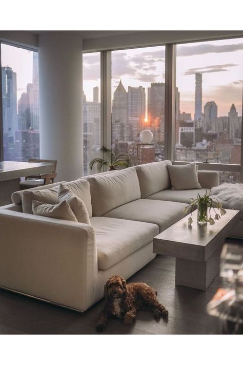 Appartement New York, Aesthetic Apartment, Apartment View, Aesthetic Living Room, New York City Apartment, Dekorasi Kamar Tidur, Apartment Aesthetic, Design Room, Apartment Life