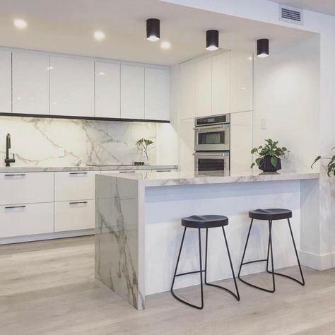 White Kitchen With Black Light Fixtures, White Marble Kitchen With Black Accents, Kitchen Ideas White Marble, Small Marble Kitchen, White Marble Kitchen Ideas, Kitchen Ideas White And Black, White Kitchen Black Accents, Condo Kitchen Ideas, White And Marble Kitchen