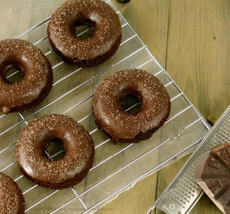 Mexican Donuts, Gingerbread Snowflakes, January Recipes, Cookie Platters, Doughnut Recipes, Baked Donut Recipes, Vegan Junk Food, Kitchen Toy, Vegan Baked