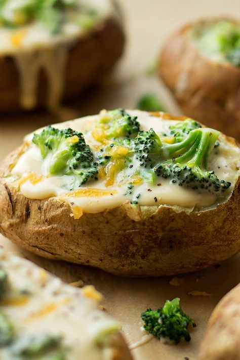 Stuffed Potato, Stuffed Potatoes, Stuffed Baked Potatoes, Cheesy Broccoli, Dried Potatoes, Low Fat Cheese, Baked Potato Recipes, Loaded Potato, Dinner Side Dishes