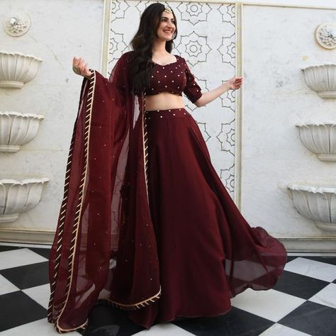 Chikankari Lehenga, Indian Wedding Gowns, Simple Lehenga, Indian Outfits Lehenga, Lehenga Designs Simple, Lehnga Dress, Traditional Contemporary, Bridal Lehenga Red, Half Saree Designs