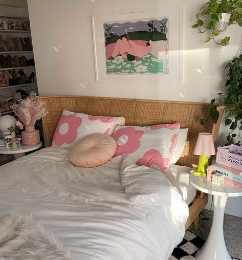 colorful apartment decor danish inspo pink furniture Pastel Dutch Room, Dutch Pastel Aesthetic Bedroom, Dutch Pastel Aesthetic, Colorful Apartment Decor, Small Bedroom Hacks, Daughter Of The King, Colorful Apartment, Pastel Room, Redecorate Bedroom