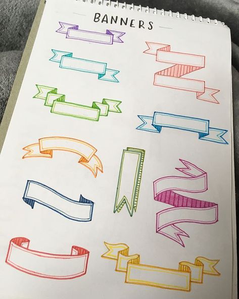 banners are a great way to make your titles look super cute. you can design, decorate and colour them to suit your theme. tag @bujo.help if… Notesbog Design, Bullet Journal Headers, Organizator Grafic, Journal Fonts, Bullet Journal Banner, Desain Quilling, Bullet Journal Notes, Bullet Journal Mood, Bullet Journal Aesthetic