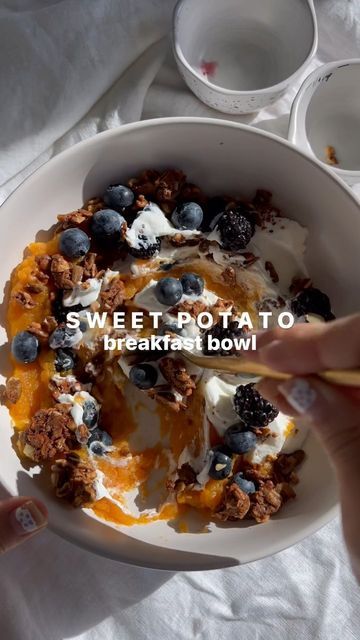 Sarah Herman | workouts + recipes + body image on Instagram: "Sweet Potato Breakfast Bowl 🥰 breakfast is a passion that I’ve fully embraced 👌🏻 here’s how to make this one: pre-roast a sweet potato at 400 for about 45-50 minutes. remove and scoop into a bowl and mix with maple syrup and cinnamon. add yogurt of choice, fresh berries and your favorite granola 👏🏻 #breakfastfood #breakfastideas #healthybreakfastideas #healthybreakfasts #eatbreakfast #dontskipbreakfast #bestmealoftheday #favorite Loaded Sweet Potato Breakfast, Whipped Sweet Potato Bowl, Sweet Potato And Yogurt, Sweet Potatoes Breakfast Bowl, Whipped Sweet Potato Breakfast Bowl, Sweet Potato Yogurt Bowl, Sweet Potato Breakfast Bowl Meal Prep, Sweet Potato Yogurt, Sweet Potato Breakfast Bowl