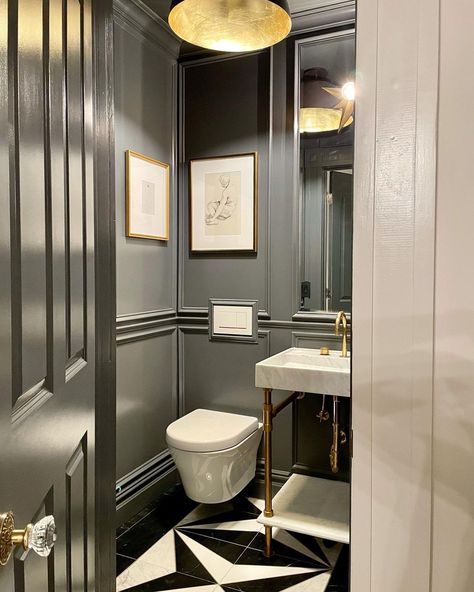 Powder Room Inspiration, Bold Powder Room, Grey Powder Room, Moody Powder Room, Black Powder Room, Luxury Powder Room, Small Downstairs Toilet, Powder Room Ideas, Small Toilet Room