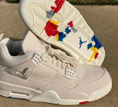 Jordan 4 Canvas, Jordan 4s Retro, Old School Sneakers, School Sneakers, Jordan Shoe, Los 90s, Crocs Boots, Jordans Nike, Jordan Retro 4