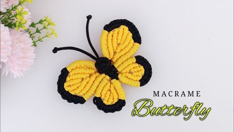 Macrame Butterfly Tutorial, Crochet Butterfly Applique, Macrame Butterfly, Macrame Animals, Moon Macrame, Macrame Mini, Simpul Makrame, Moon Hanging, Macrame Baby