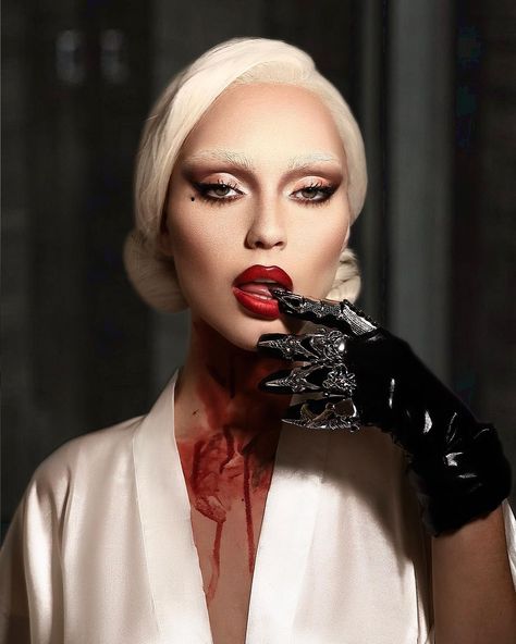 https://www.instagram.com/romaneinnc/ Gaga Halloween Costume, Lady Gaga Hotel, Lady Gaga Countess, Lady Gaga American Horror Story, Lady Gaga Halloween, Lady Gaga Halloween Costume, Lady Gaga Costume, Lady Gaga Makeup, Dracula Costume