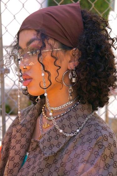 Hairstyle Inspo | Style on Braids | Back To School | Hairstyle Inspirations | Curly Hairstyles Black Hairstyles 4c Hair, Bandana Short Hair, Κούρεμα Bob, 4b Hair, Fest Outfits, Hair Diy, Fishtail Braid, Hairdos For Curly Hair, Curly Girl Hairstyles