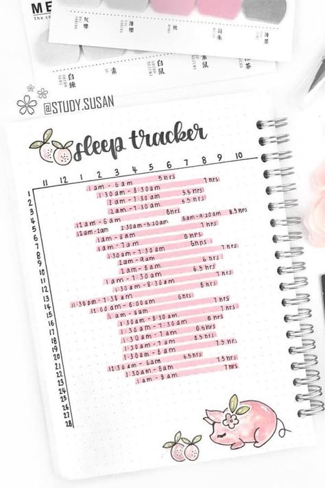 How cute is this sleep log?! Check out the rest of the bujo sleep trackers for inspiration! Free Bullet Journal Printables, Bullet Journal 2020, Habit Tracker Bullet Journal, Creating A Bullet Journal, Bullet Journal Paper, Bullet Journal Tracker, Bulletin Journal Ideas, Bullet Journal Printables, Bullet Journal Mood