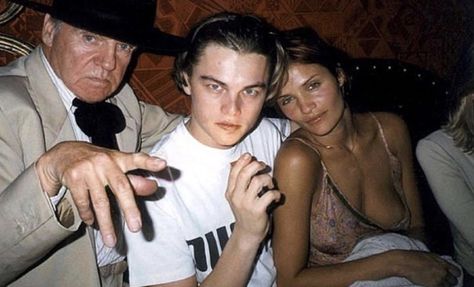 Leonardo Dicaprio Dating, 1990 Style, Leo And Kate, Leonardo Dicaprio 90s, Young Leonardo Dicaprio, Original Supermodels, 90s Supermodels, Leo Dicaprio, 90s Models