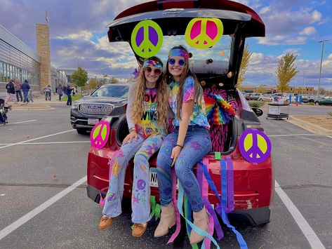 60s Trunk Or Treat Theme, Disco Trunk Or Treat Ideas For Cars, Hippy Trunk Or Treat Ideas, Trunk Or Treat Hippie Theme, Disco Cowgirl Trunk Or Treat, Hippie Trunk Or Treat Ideas, 70s Trunk Or Treat Ideas, Girly Trunk Or Treat Ideas, Groovy Trunk Or Treat