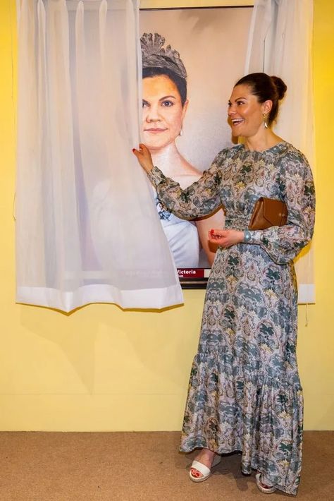 Crown Princess Victoria reacts to new portrait during overseas visit - see photos | HELLO! Princess Victoria Of Sweden, Pre Wedding Party, Prince Daniel, Princess Madeleine, Princess Estelle, Swedish Royals, Crown Princess Victoria, Princess Victoria, Princess Mary