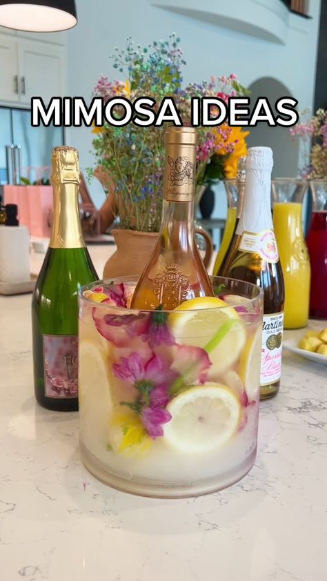 Raven Elyse on TikTok Mimosa Board, Mimosa Flight, Mimosa Party, Raven Elyse, Graduation Brunch, Recipe Tiktok, Mimosa Recipe, Bubble Bar, Food Boards