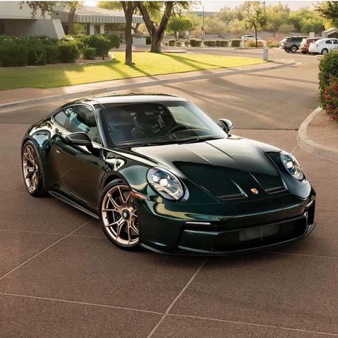 Porsche Gt3 Rs, Gold Wheels, Porsche 550, Hummer Cars, Porsche Sports Car, Automobile Engineering, Future Cars, Porsche Gt3, Gt3 Rs