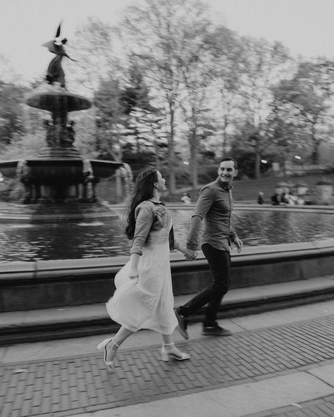 Love like the movies in Central Park. And during cherry blossom season, MAGIC! #2024bride #2025bride #destinationweddingphotographer #nycweddingphotographer nyc engagement session, nyc photographer, engagement session inspo Central Park Engagement Shoot Fall, Central Park Wedding Photos, Central Park Couple Photoshoot, Couple Pl, Central Park Engagement Shoot, Love Like The Movies, Nyc Shoot, Central Park Engagement Photos, Central Park Fall